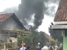Rumah Terbakar Gara-Gara Cas Ponsel