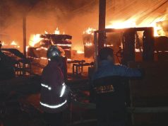 Sebuah Pabrik Triplek di Desa Kuta Ludes Terbakar