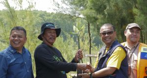 Dukung Program Mageri Segoro, Linknet Tanam Ribuan Mangrove di Pemalang